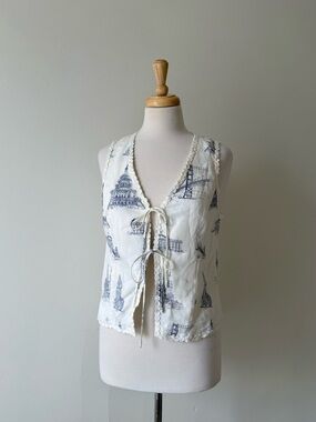 Skies Are Blue Linen Blend Tie Front Vest Top Size S